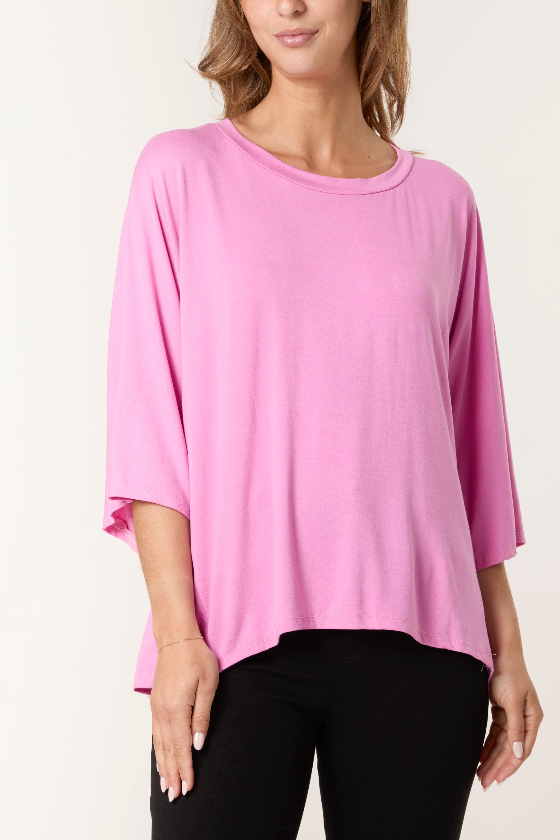 Round Neck 3/4 Sleeve Stretch Top