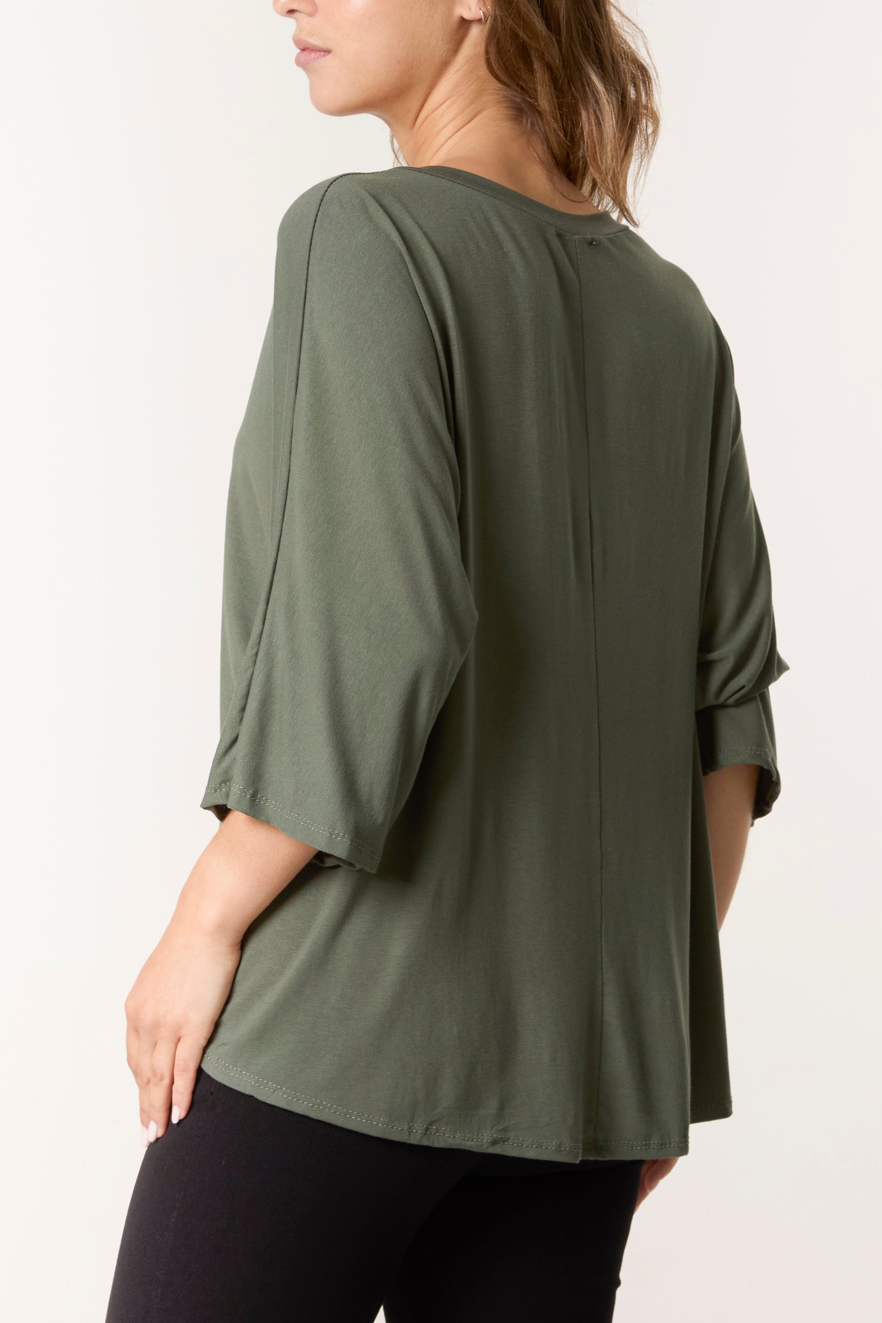 Round Neck 3/4 Sleeve Stretch Top